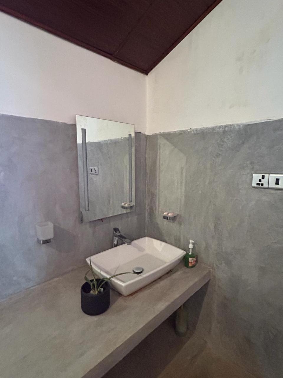 Lohas Villa Hiriketiya Dickwella Exterior photo